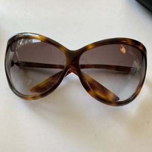 Oliver peoples heroine tortoise sunglasses